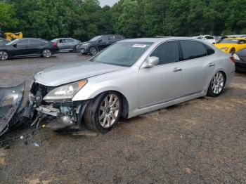  Salvage Hyundai Equus