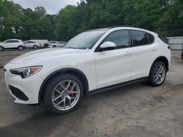  Salvage Alfa Romeo Stelvio