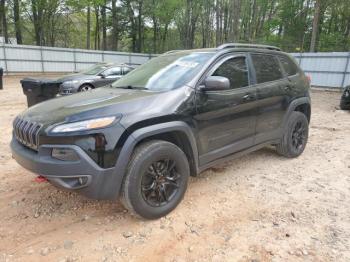  Salvage Jeep Cherokee