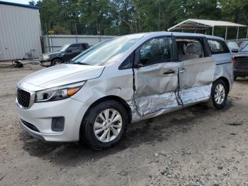  Salvage Kia Sedona