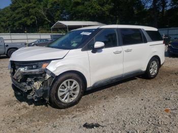  Salvage Kia Carnival