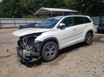  Salvage Toyota Highlander