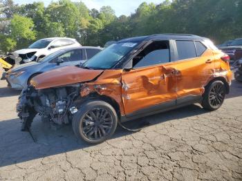  Salvage Nissan Kicks