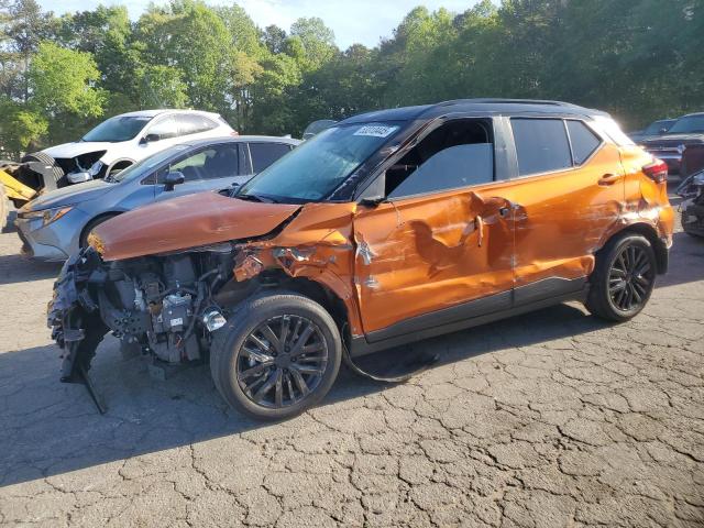  Salvage Nissan Kicks