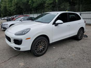  Salvage Porsche Cayenne