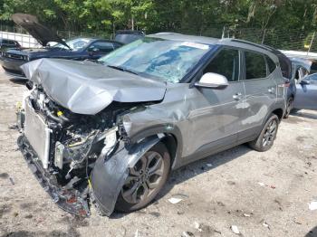  Salvage Kia Seltos