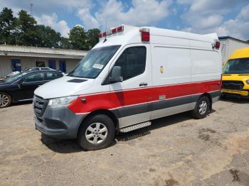  Salvage Mercedes-Benz Sprinter