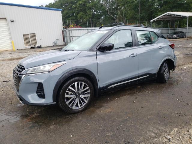  Salvage Nissan Kicks