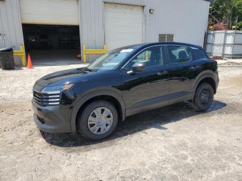  Salvage Nissan Kicks