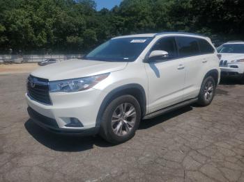  Salvage Toyota Highlander
