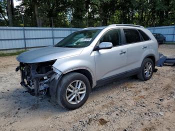  Salvage Kia Sorento