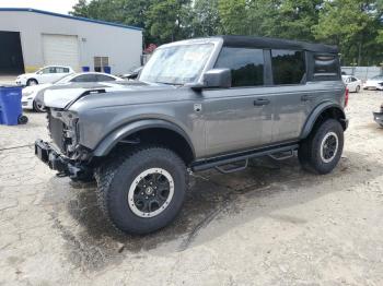  Salvage Ford Bronco