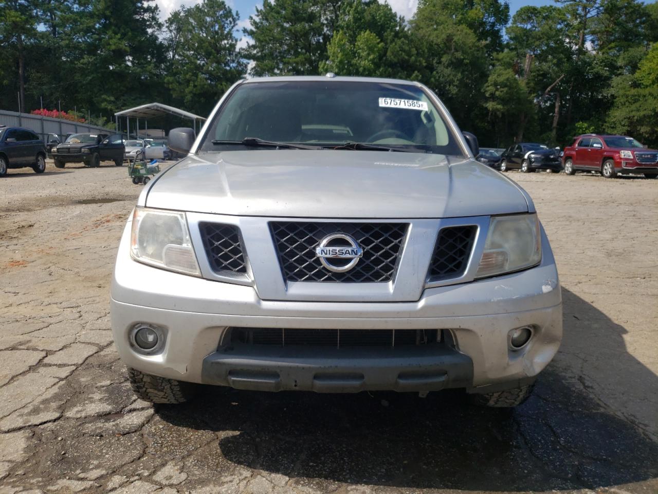 Nissan Frontier S Image 3