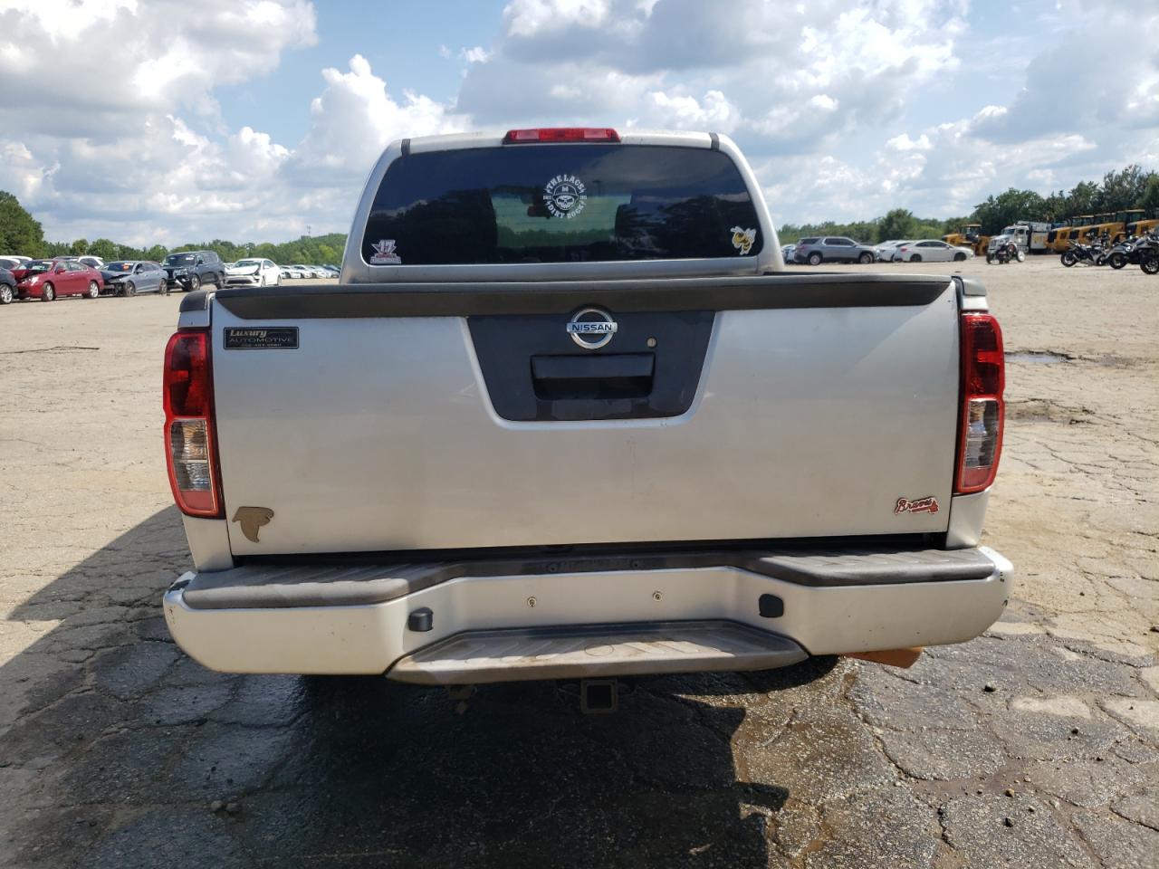 Nissan Frontier S Image 6