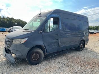 Salvage Mercedes-Benz Sprinter