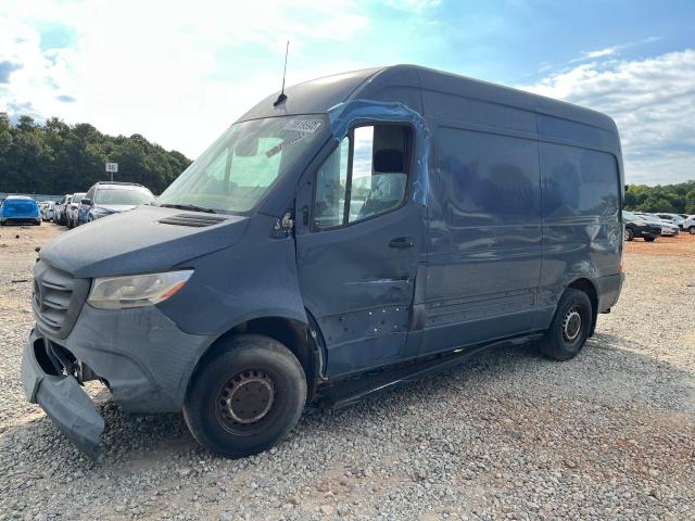  Salvage Mercedes-Benz Sprinter