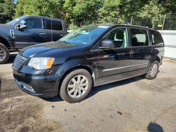  Salvage Chrysler Minivan