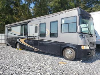  Salvage Workhorse Custom Cha Motorhome