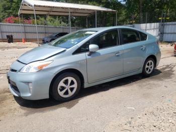  Salvage Toyota Prius