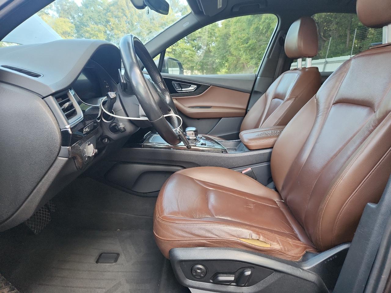 Audi Q7 Premium Plus Image 6