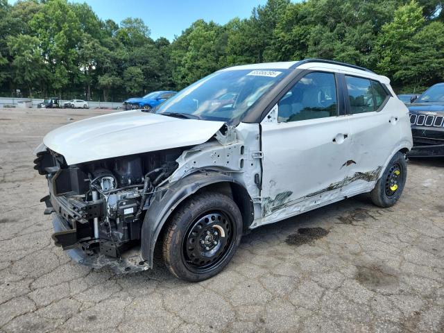  Salvage Nissan Kicks