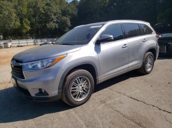  Salvage Toyota Highlander