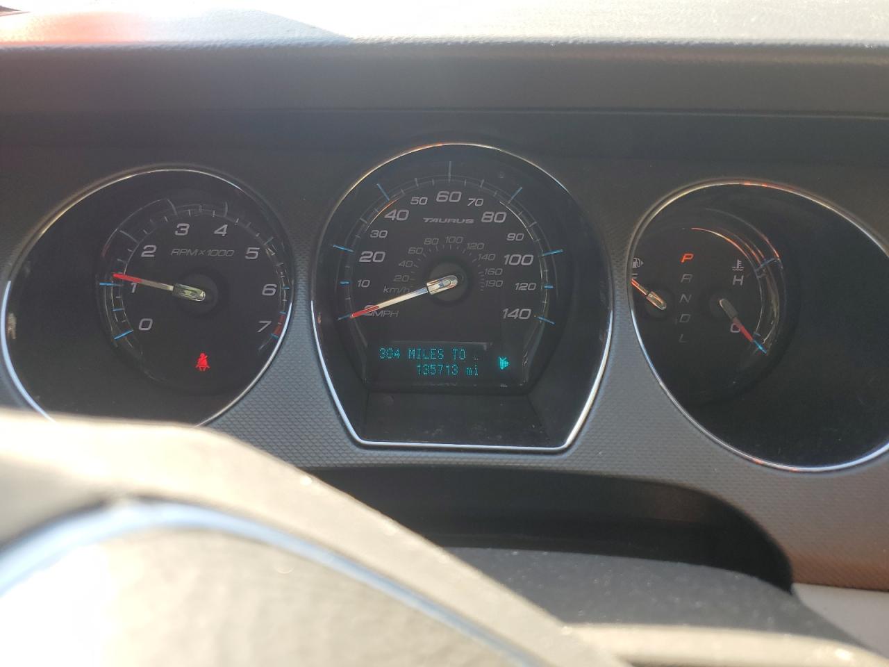 Ford Taurus Se Image 6