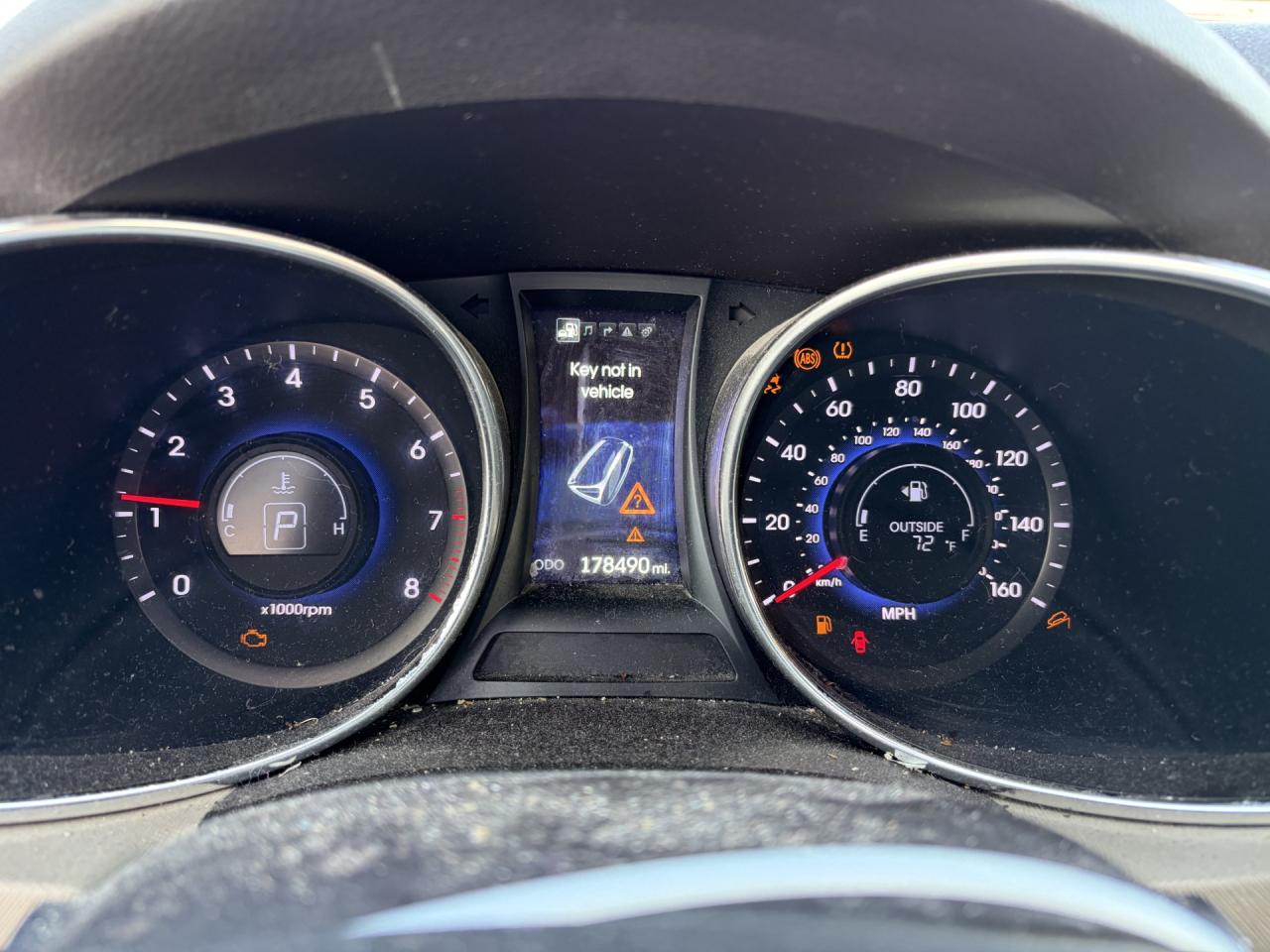 Hyundai SANTA FE Gls Image 11