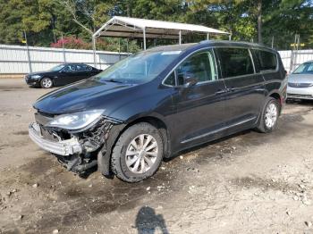  Salvage Chrysler Pacifica