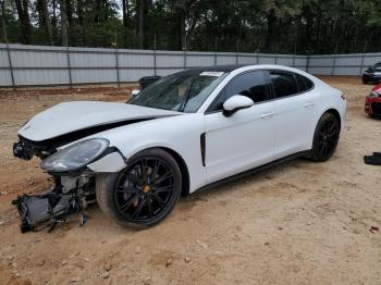  Salvage Porsche Panamera