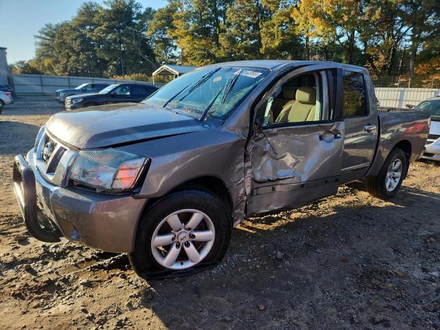  Salvage Nissan Titan