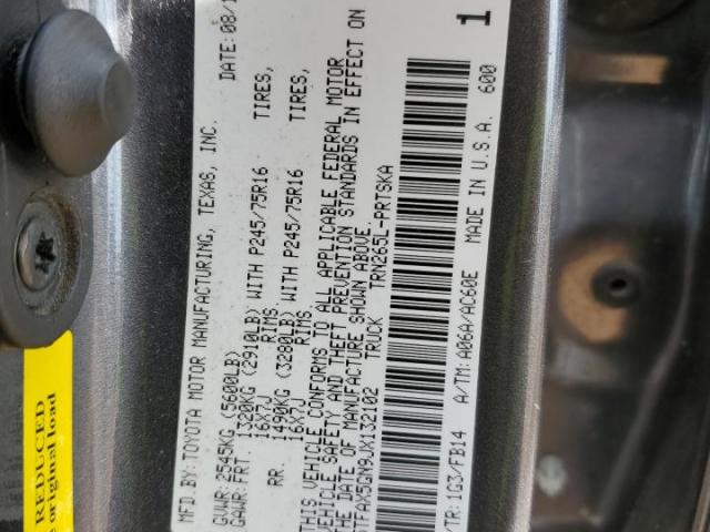 Toyota Tacoma Double Cab Image 10