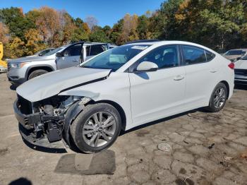  Salvage Hyundai ELANTRA