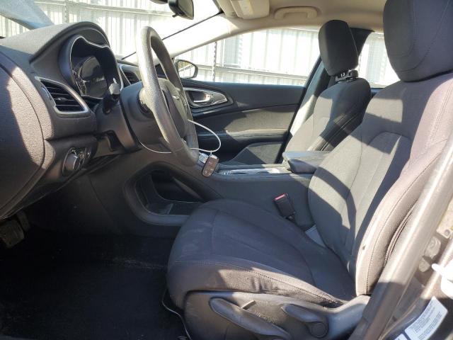 Chrysler 200 Limited Image 8