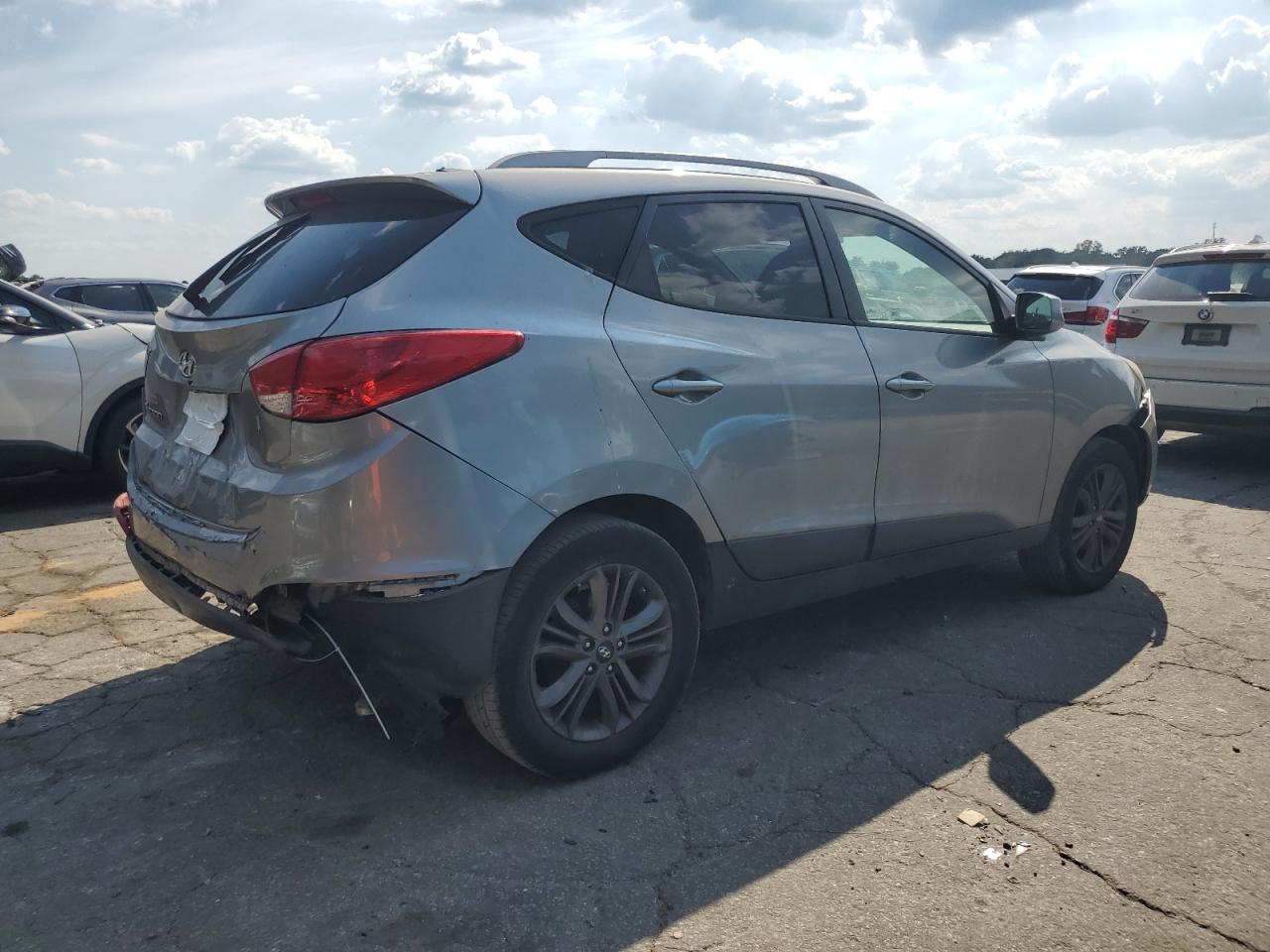 Hyundai TUCSON Gls Image 2