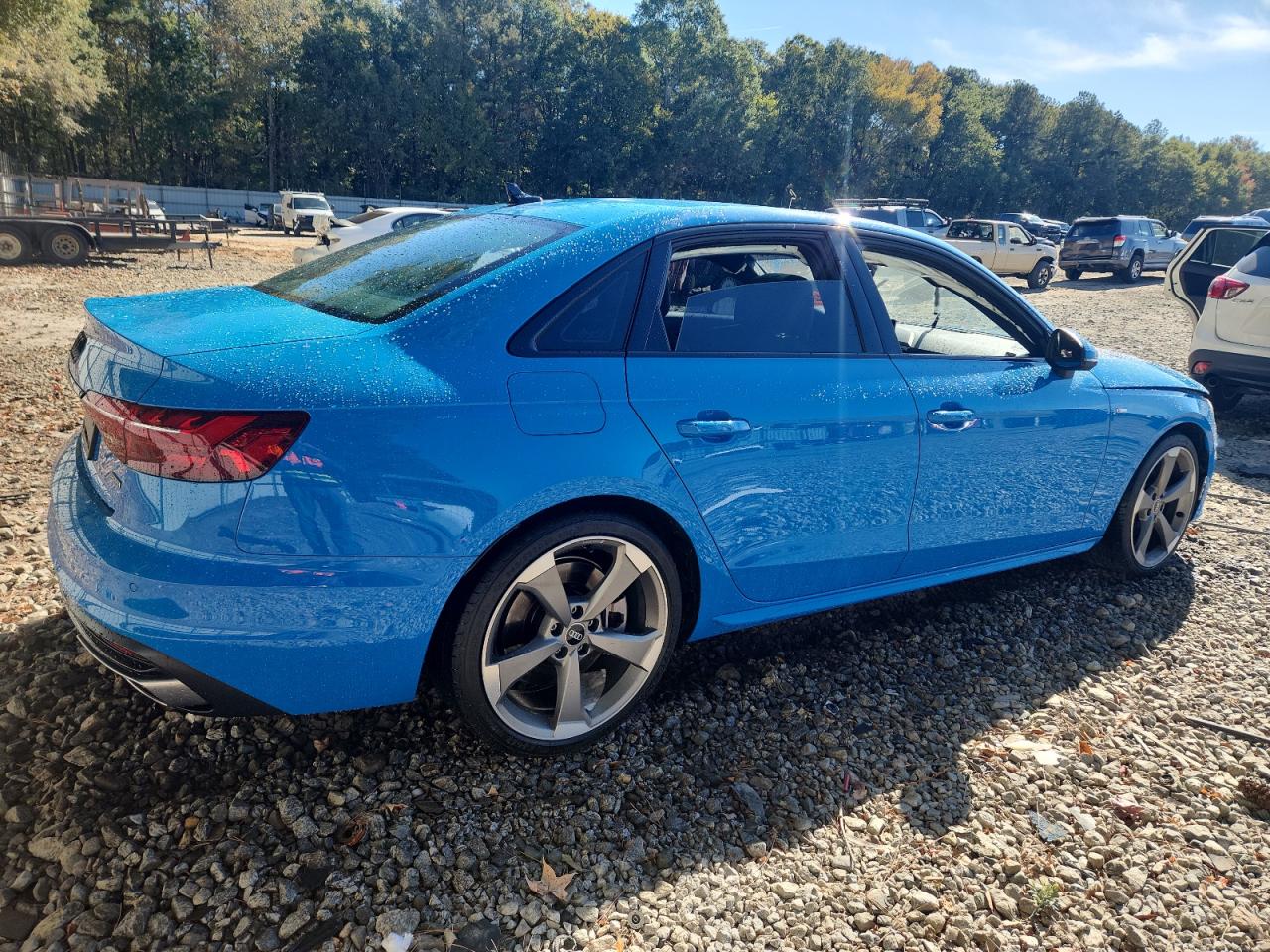 Audi A4 Premium Plus 45 Image 6