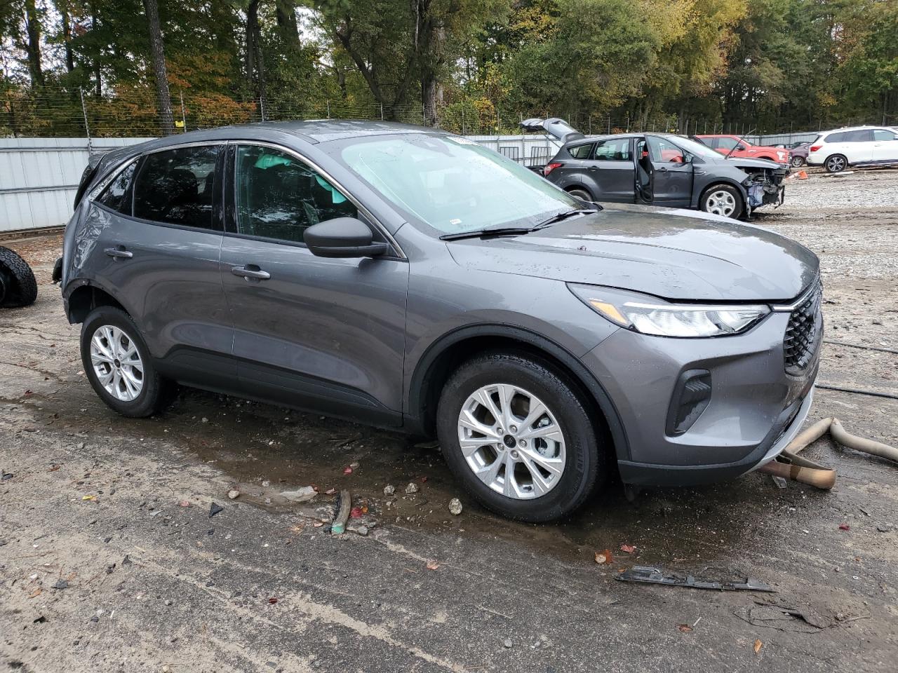 Ford Escape Active Image 13