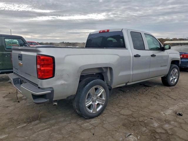 Chevrolet Silverado C1500 Custom Image 11