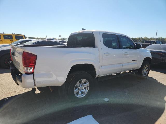 Toyota Tacoma Double Cab Image 2