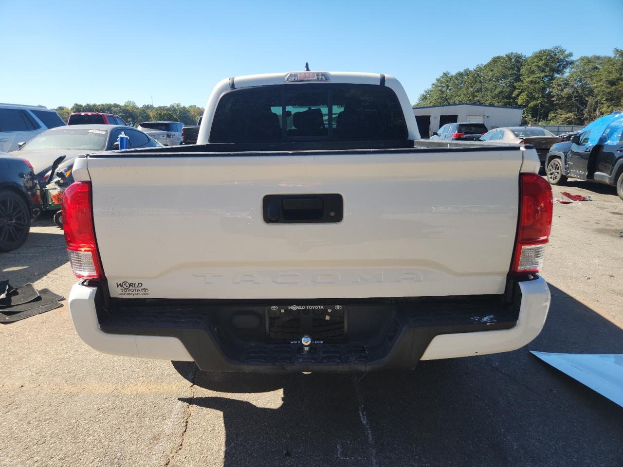 Toyota Tacoma Double Cab Image 7