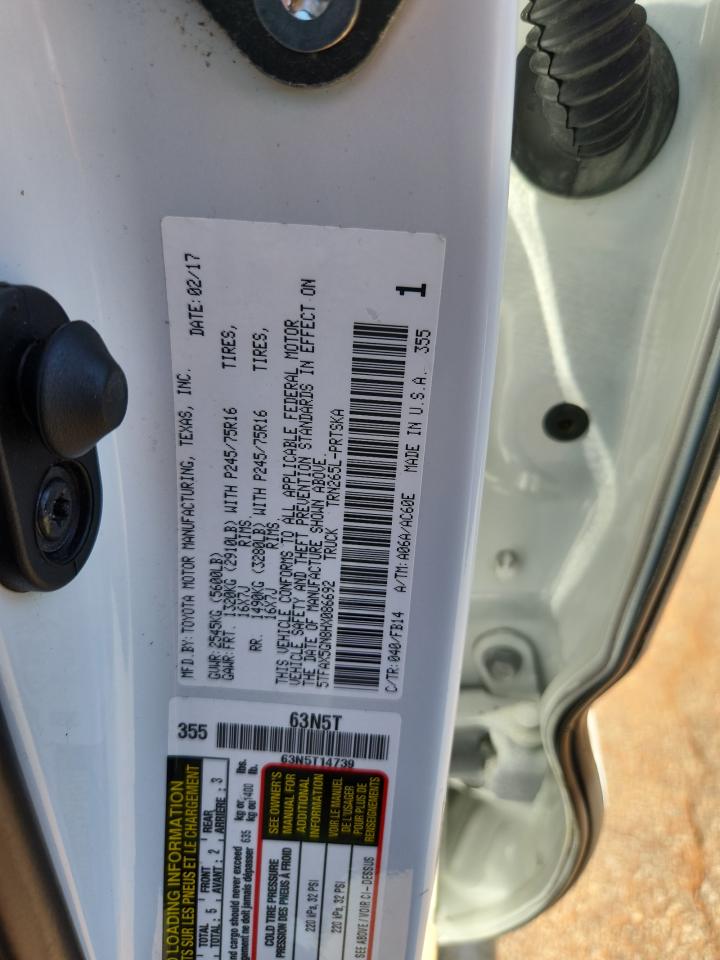 Toyota Tacoma Double Cab Image 9