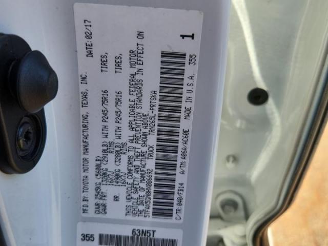 Toyota Tacoma Double Cab Image 9