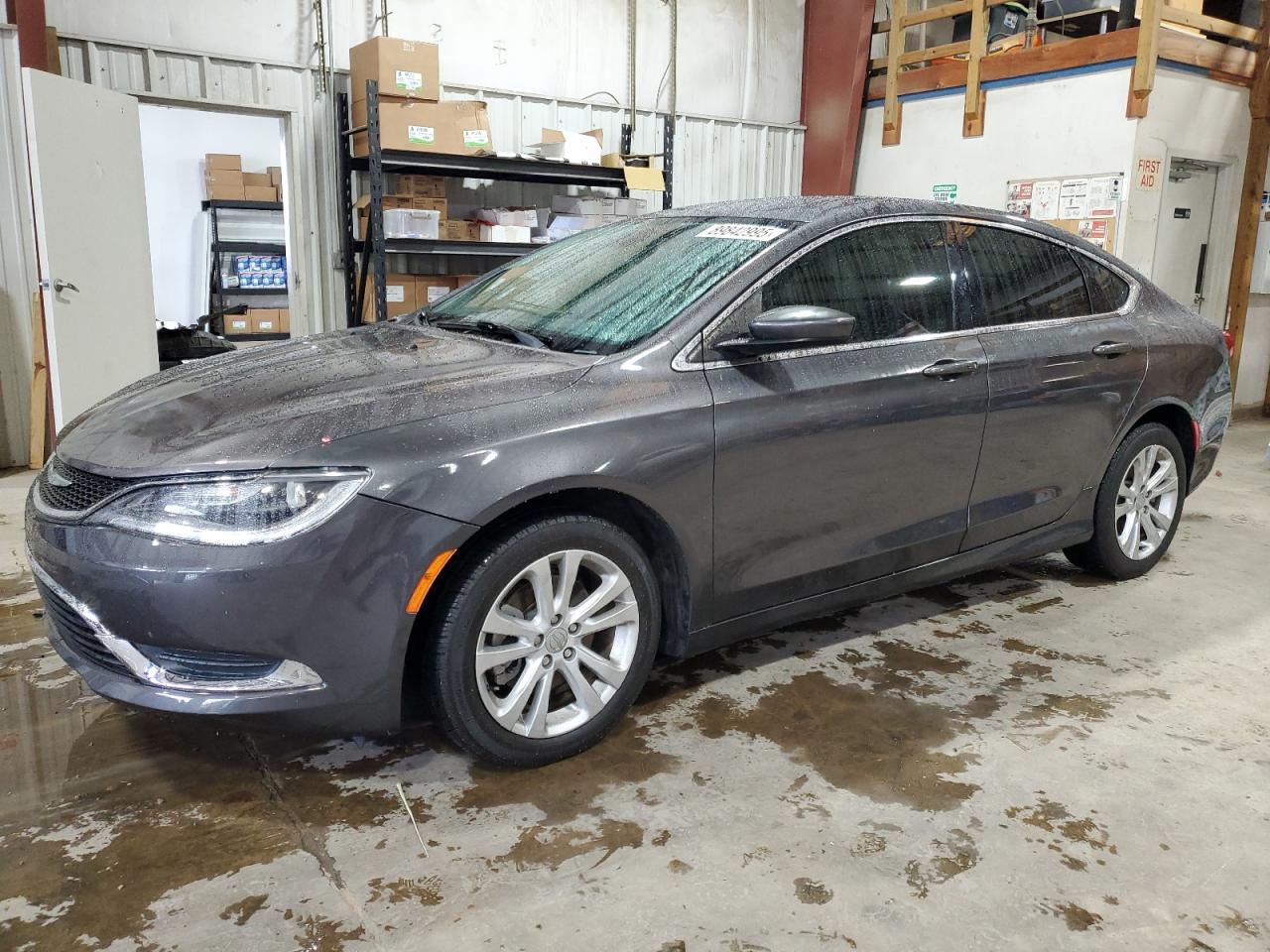 Chrysler 200 Limited Image 1