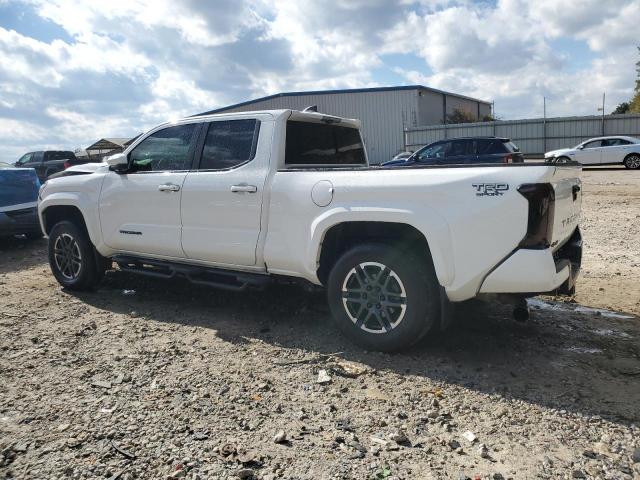 Toyota Tacoma Double Cab Image 8