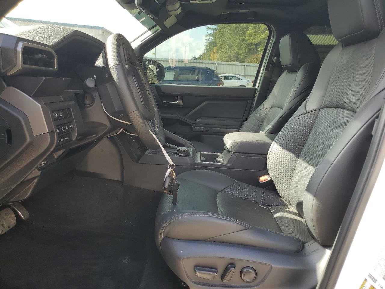 Toyota Tacoma Double Cab Image 10