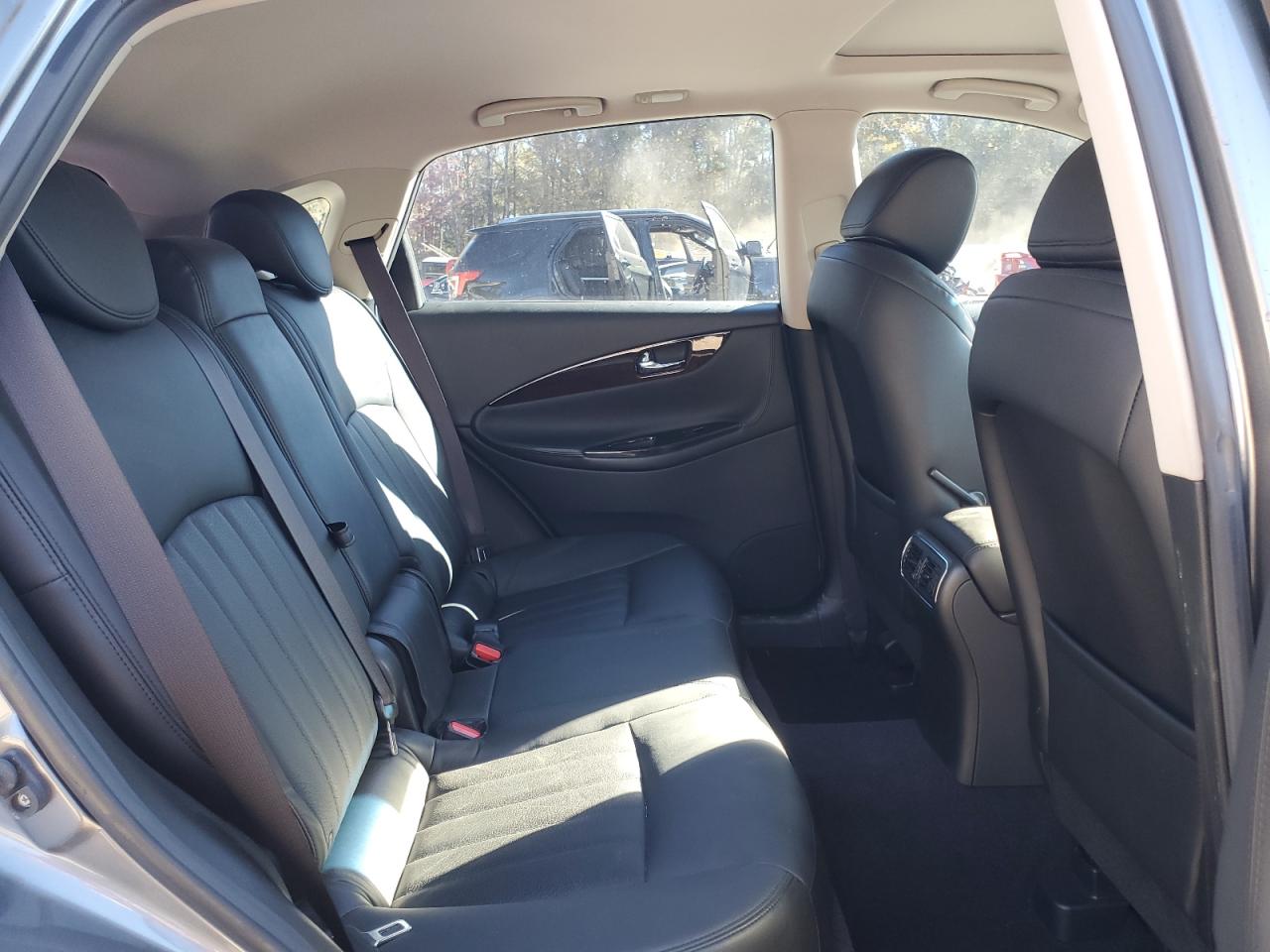 INFINITI Qx Image 11