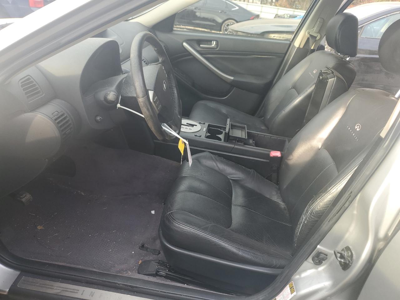 INFINITI G35 Image 9