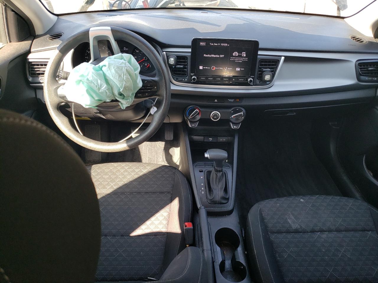 Kia Rio Lx Image 10