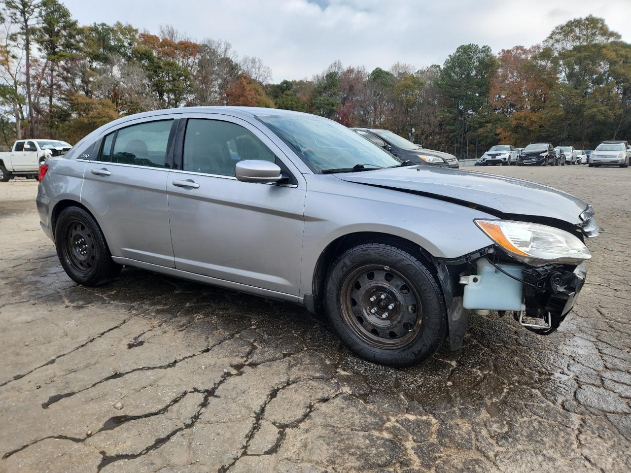 Chrysler 200 Lx Image 3