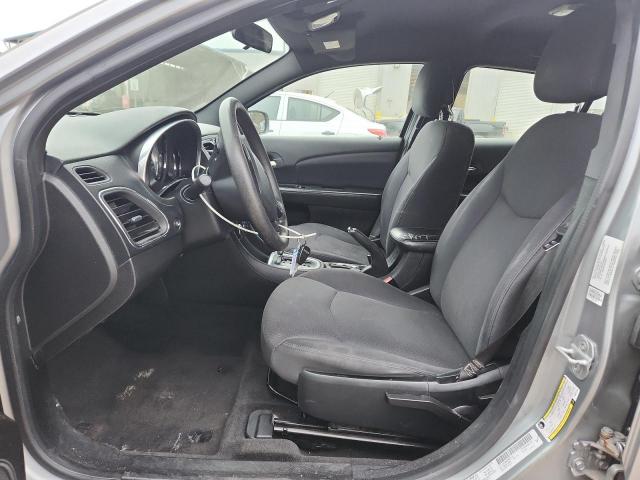 Chrysler 200 Lx Image 7